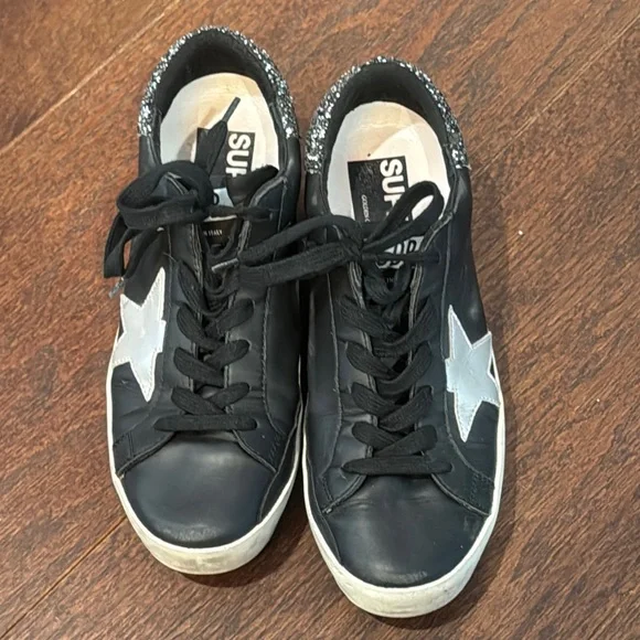 Golden Goose Women’s Black Sneakers with Silver Star Size 37/7 - Picture 3 of 5